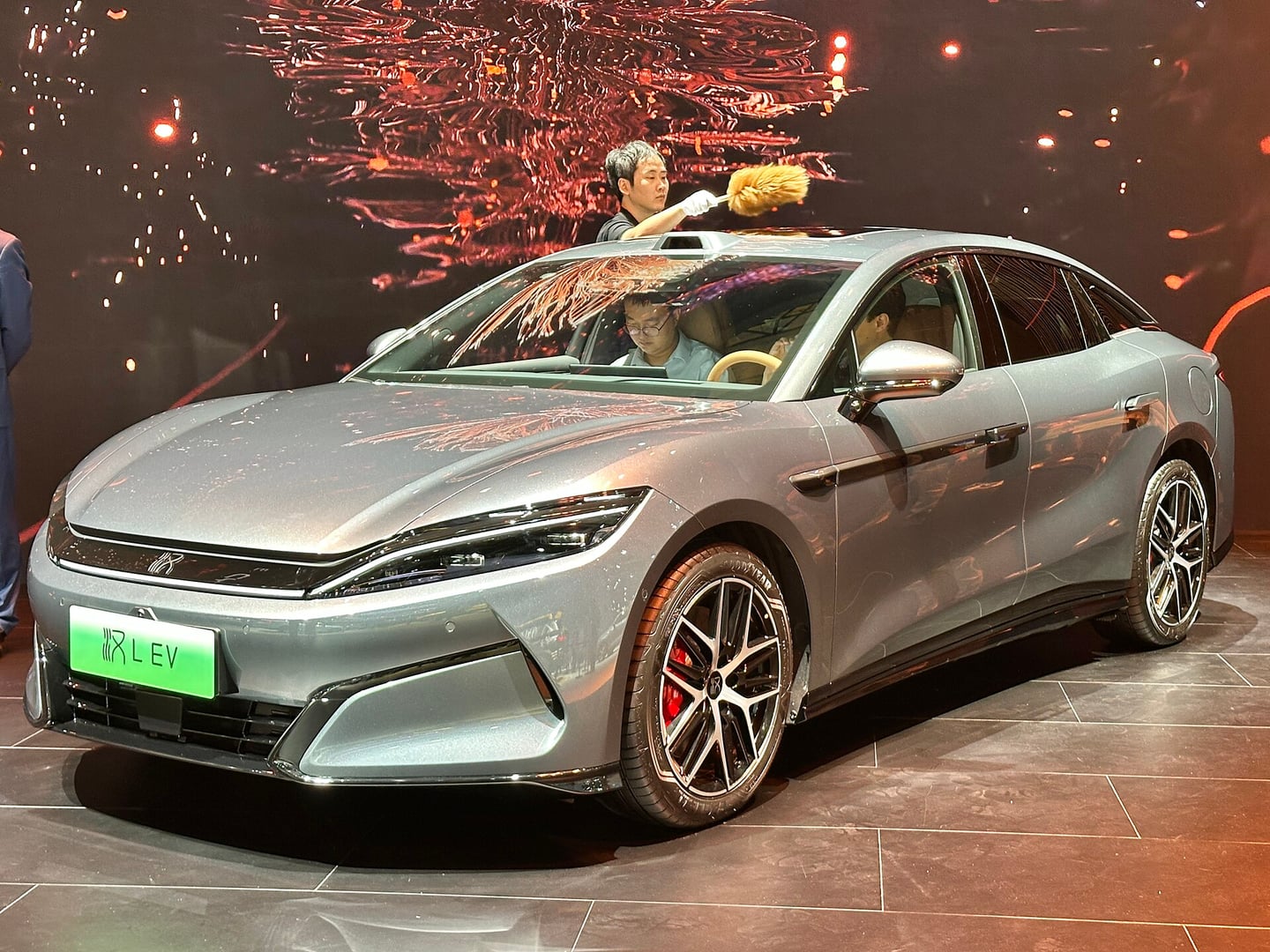 BYD Han L DM-i