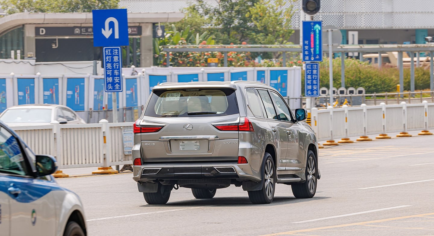 Lexus LX 500d
