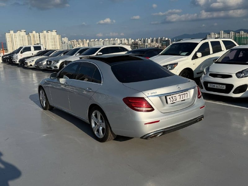 Mercedes-Benz E-Класс — фото 6