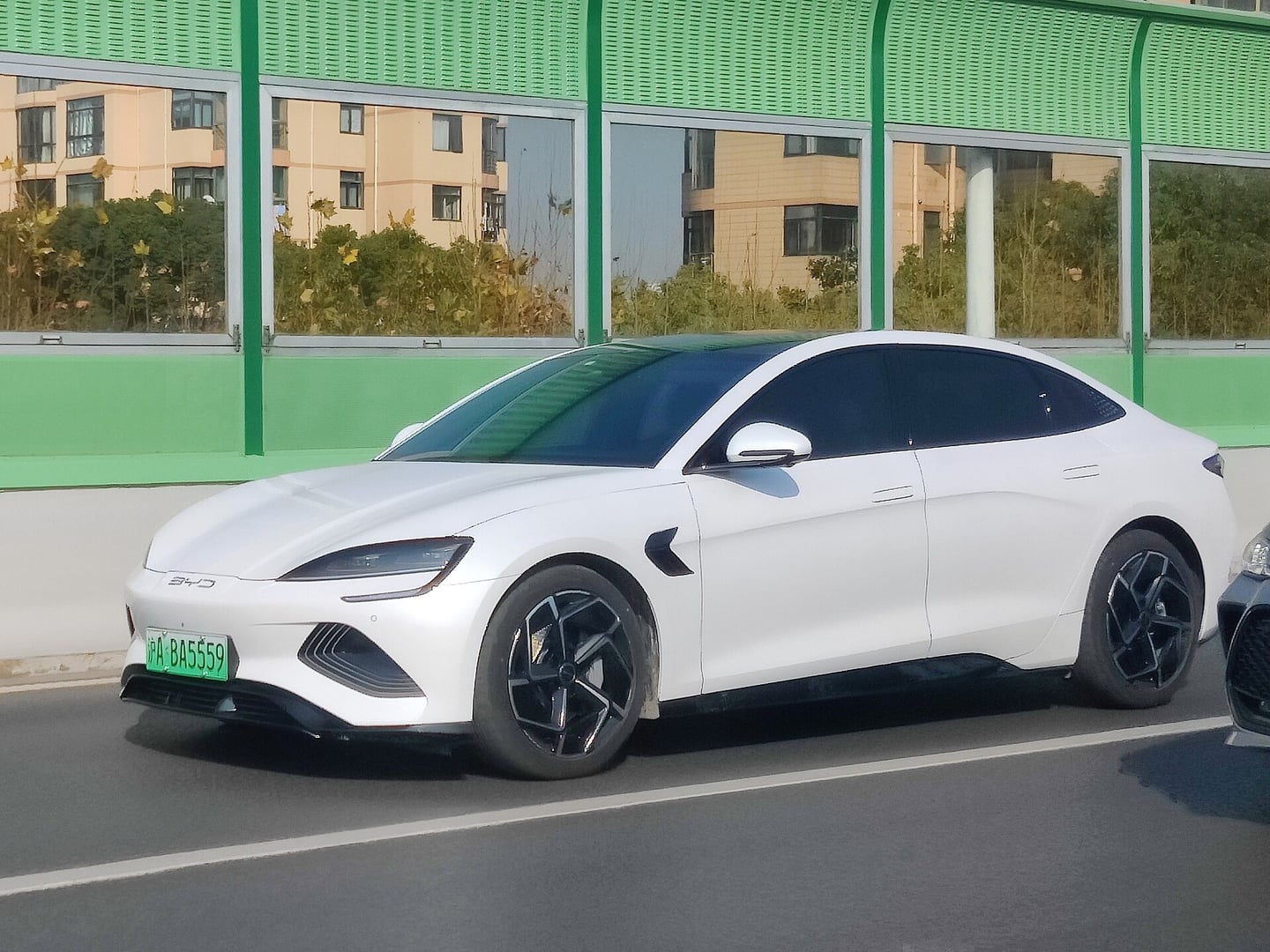 BYD Seal — фото 3