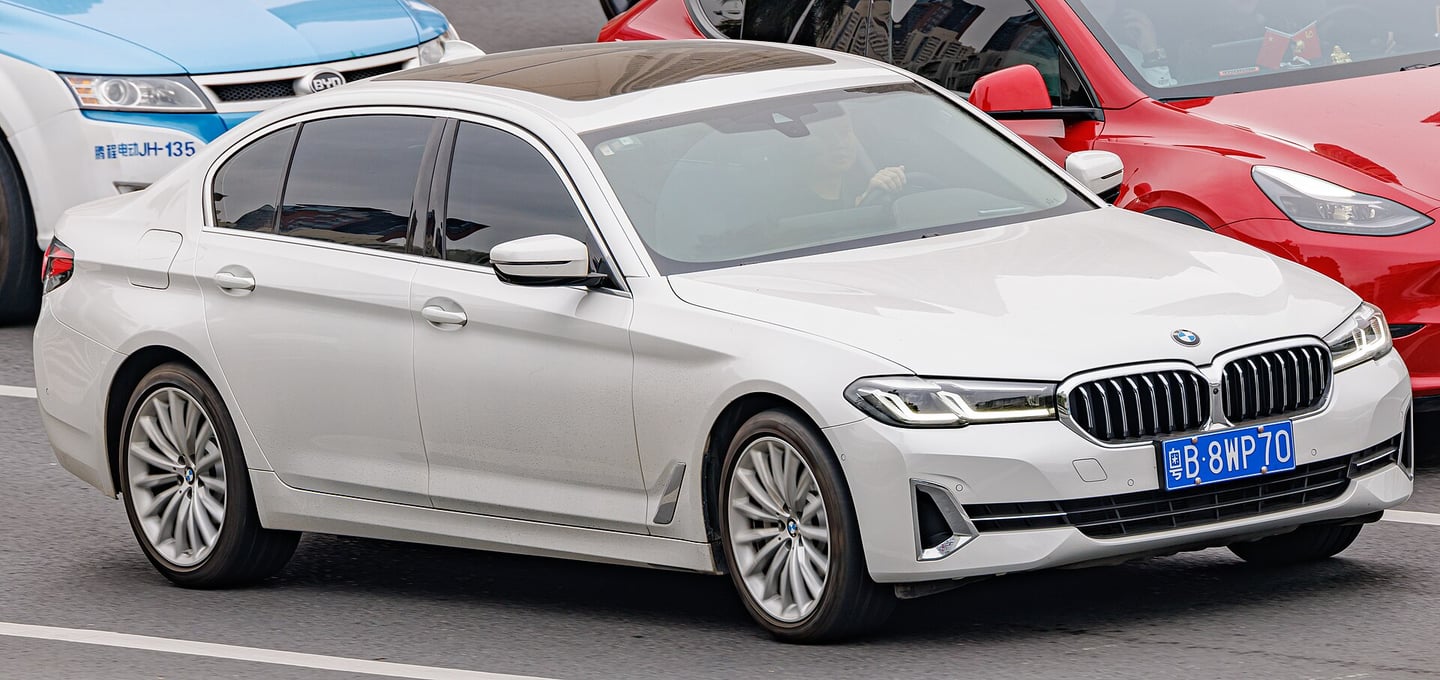 BMW 518d — фото 4